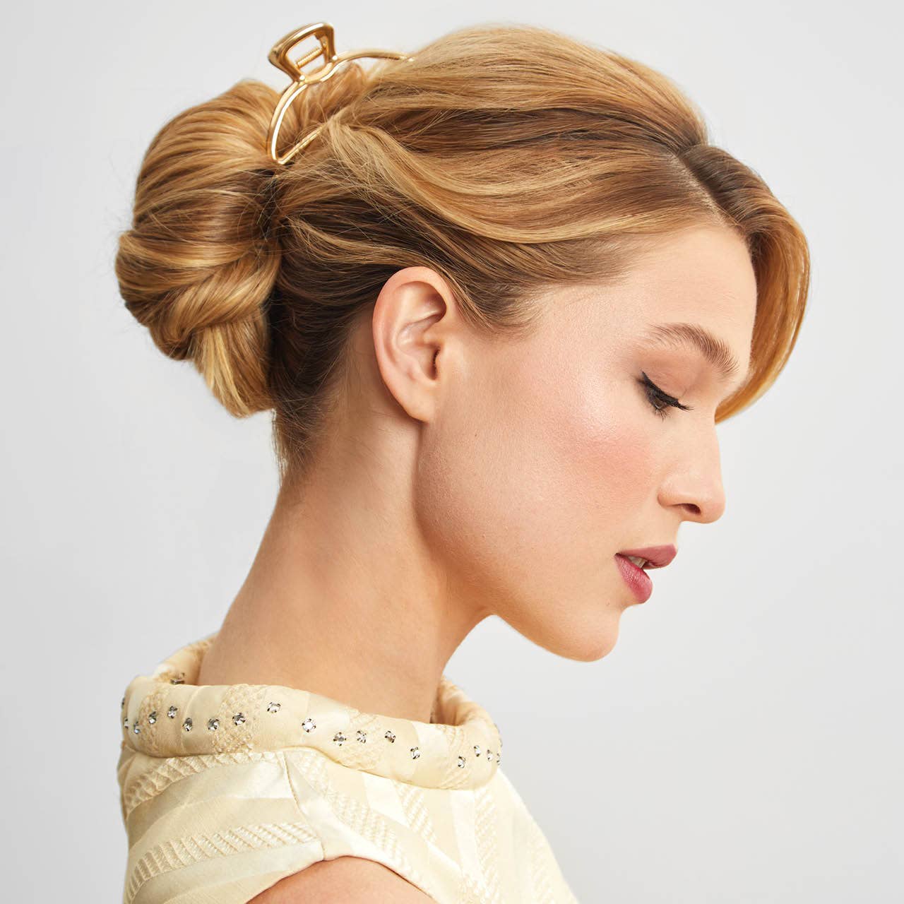 Open Shape Gold Claw Clip