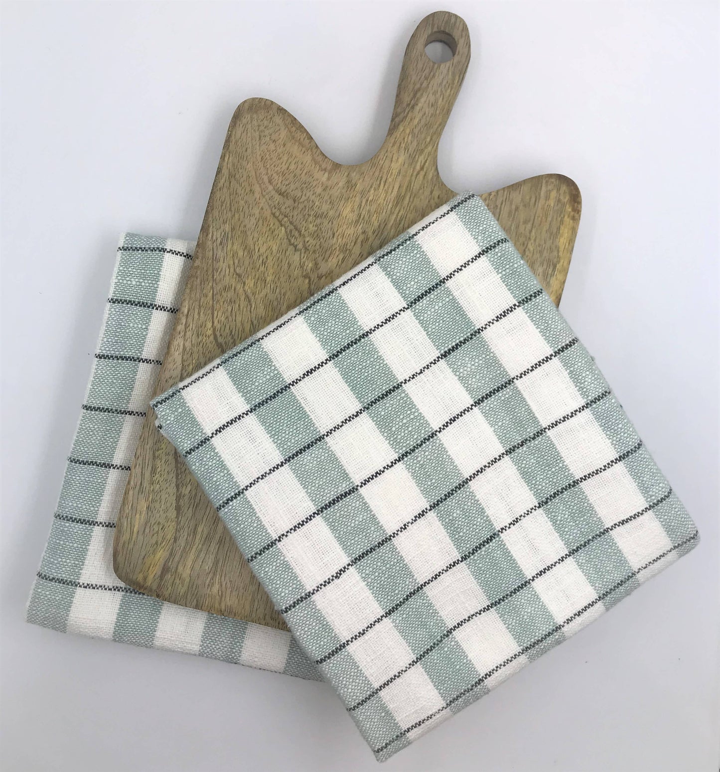 Set of 2 Kitchen Towels + Wooden Chopping Board