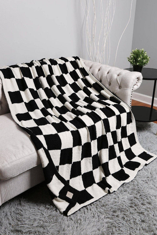 Checkered Blanket: Black