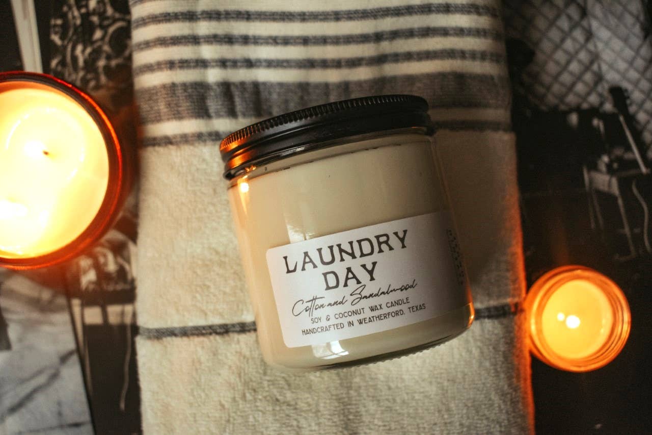 Laundry Day: Cotton & Sandalwood Candle