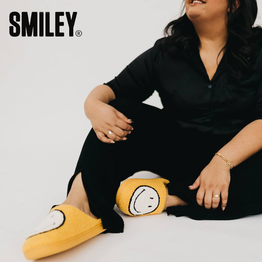 Smiley® x Pretty Simple Original Smiley Slippers